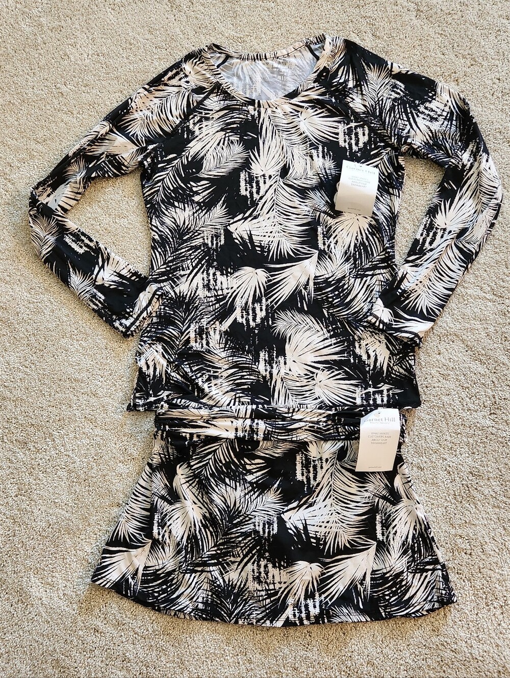 NWT Garnet Hill Black & Cream Palm Print 2 Piece Swim Outfit L/S Rashguard Small